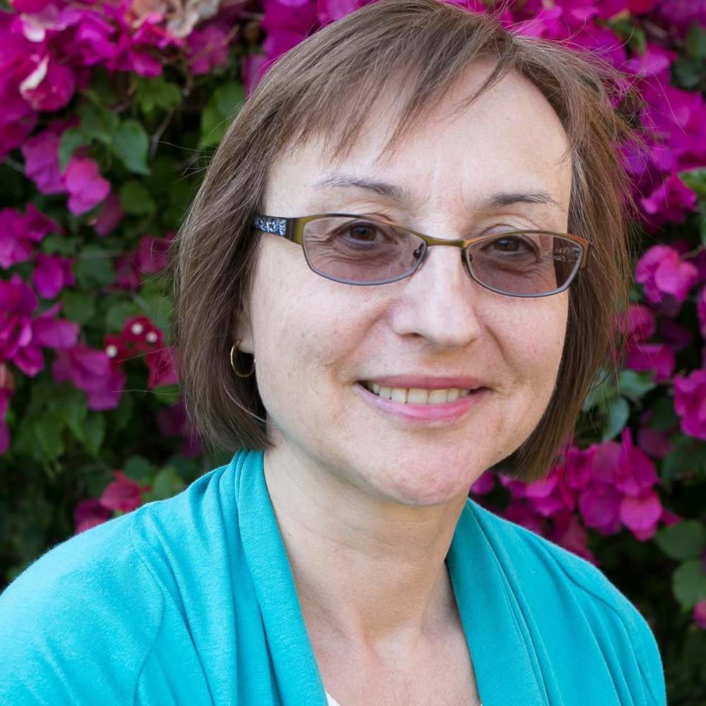Meet your Posher, Helen